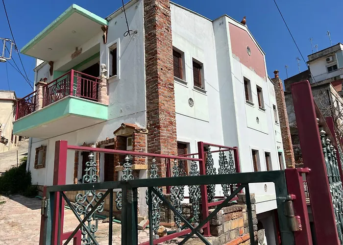Elia Old Town